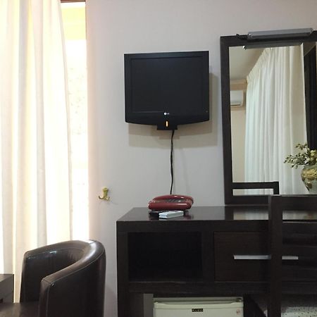 Hotel Colombo إلباسان المظهر الخارجي الصورة