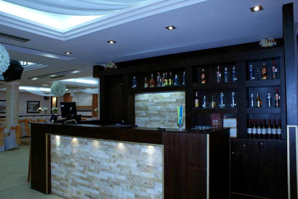 Hotel Colombo إلباسان المظهر الخارجي الصورة