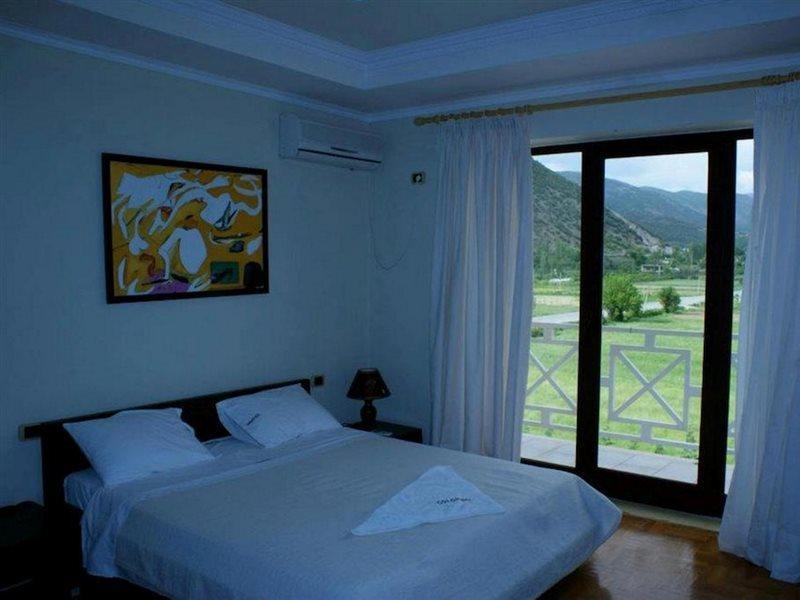 Hotel Colombo إلباسان المظهر الخارجي الصورة
