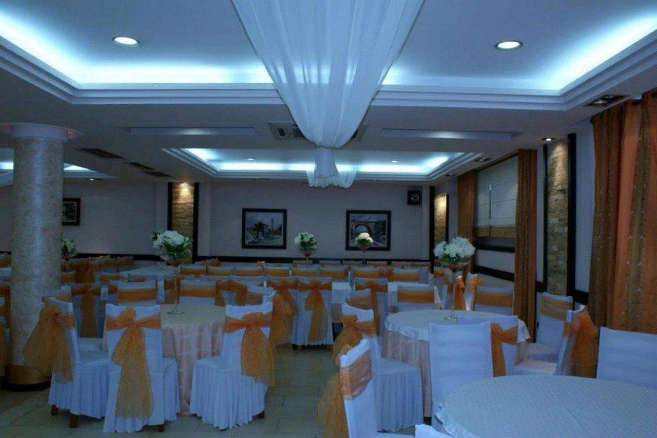 Hotel Colombo إلباسان المظهر الخارجي الصورة